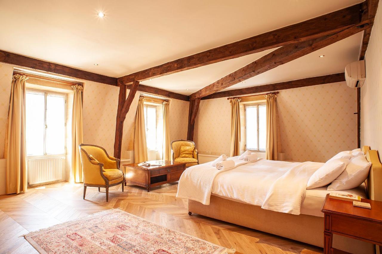 Les Cordeliers Hotel Сарла-ла-Канеда Екстериор снимка